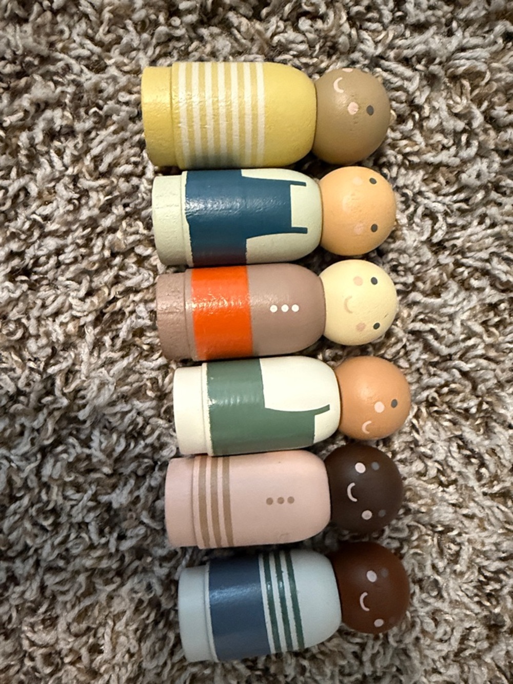 Wooden Peg Doll Set - Multicolor Kids Toy